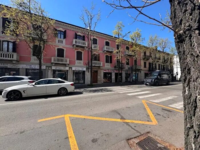 Appartamento bilocale in vendita in Corso Savona, Asti