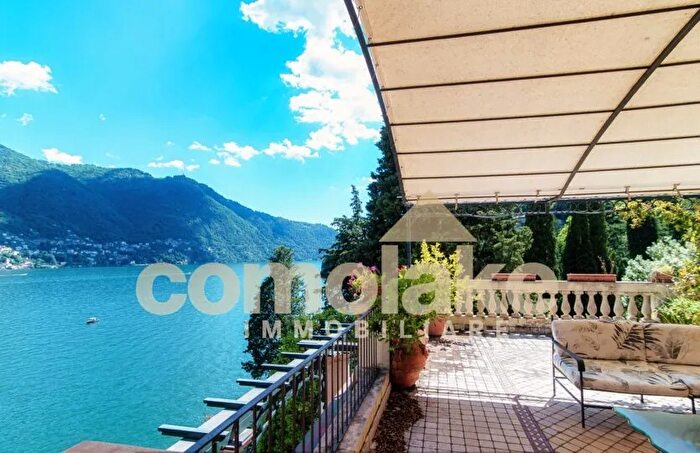 Appartamento con 5 locali in vendita in Via Regina Cernobbio Vic Direttamente a Lago Lungolago Panoramico Residenziale, Cernobbio