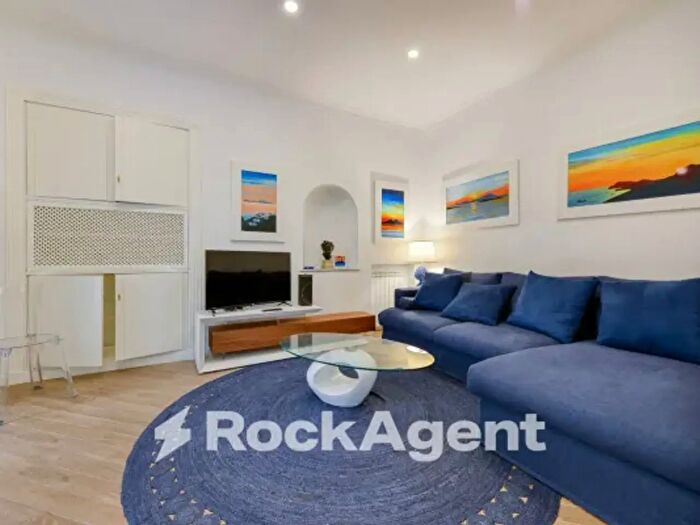 Appartamento bilocale in affitto in Via del Parco Margherita, Napoli