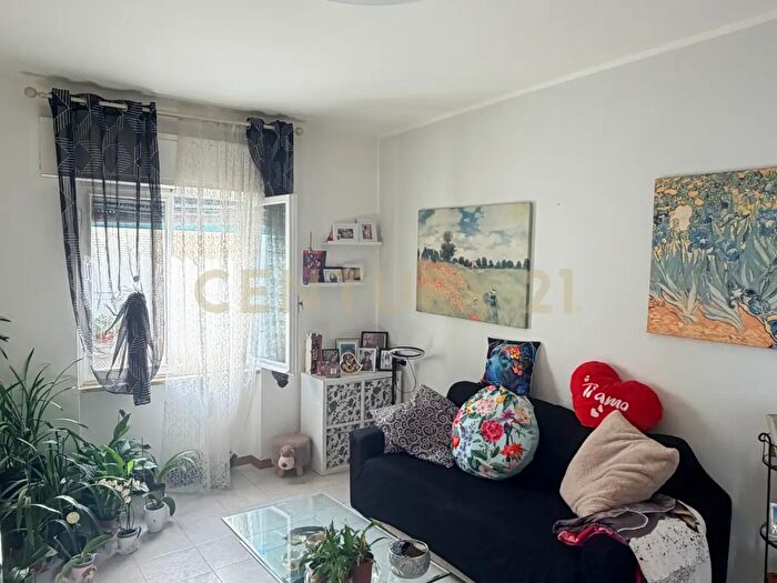 Appartamento quadrilocale in vendita in Via Trento, Follonica