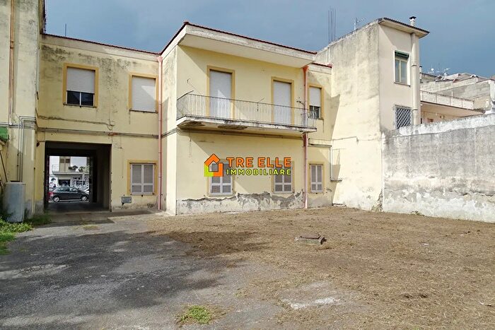 Appartamento con 5 locali in vendita in Corso Umberto I Marigliano Na, Marigliano