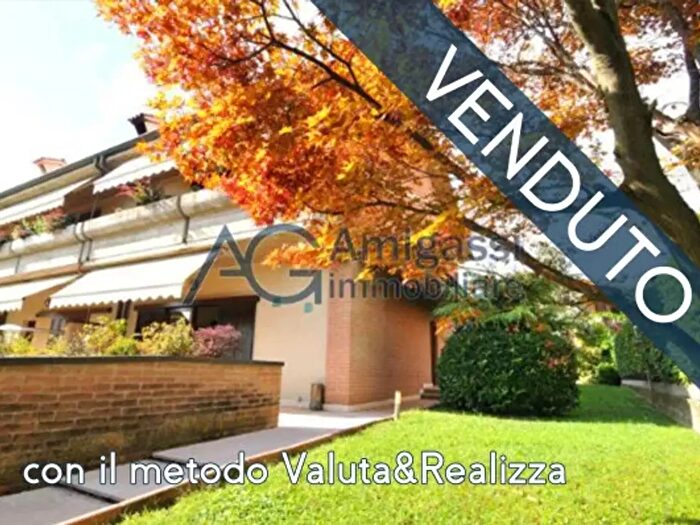 Casa con 6 locali in vendita in Via Gaetano Donizetti, Seriate