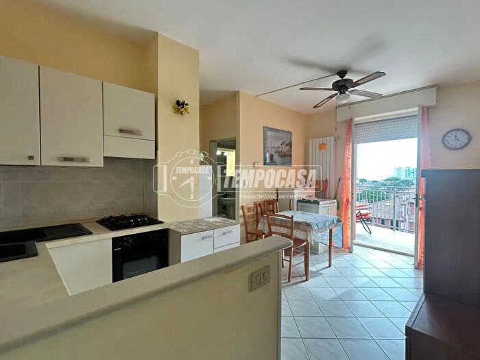 Appartamento trilocale in vendita in Via Alpi di Siusi Lido di Pomposa, Comacchio