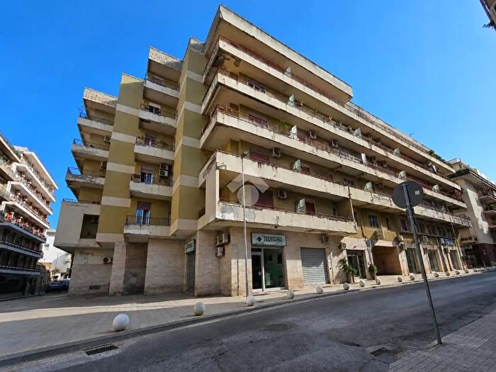 Appartamento con 5 locali in vendita in Via Ettore Celi, Milazzo