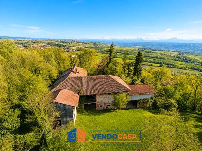 Casa con 6 locali in vendita in Frazione Vergne, Narzole