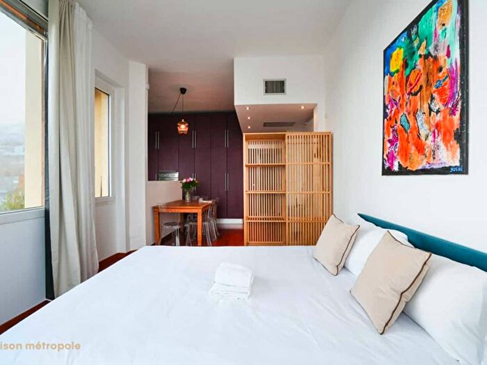 Appartamento trilocale in affitto in Via Antonio Bertola, Piazza Solferino, Torino