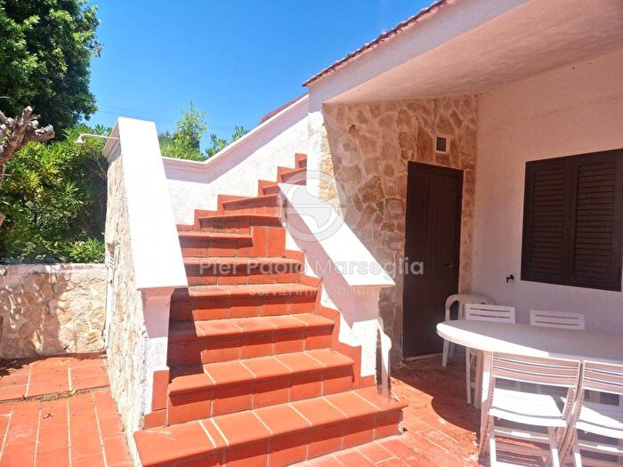 Casa quadrilocale in affitto in Piazzetta del Pilone, Ostuni Costa, Ostuni
