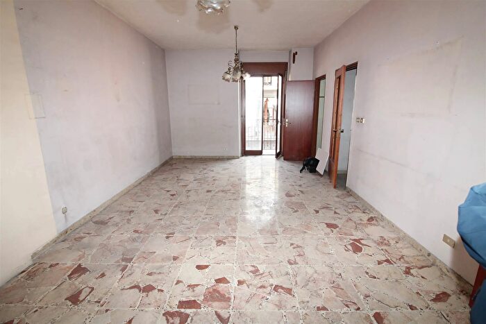 Casa con 9 locali in vendita in Via Matteotti, Lentini