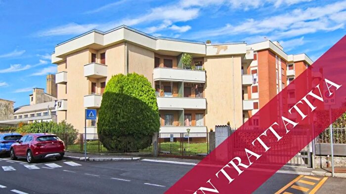 Appartamento bilocale in vendita in Via Camillo Cavour Rovello Porro, Rovello Porro