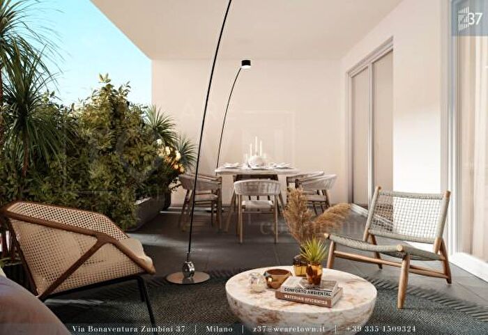 Appartamento trilocale in vendita in Via Bonaventura Zumbini, Milano