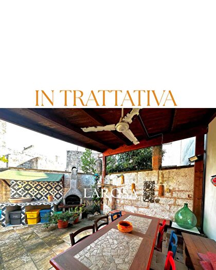 Casa con 5 locali in vendita in Via Diaz, Melendugno