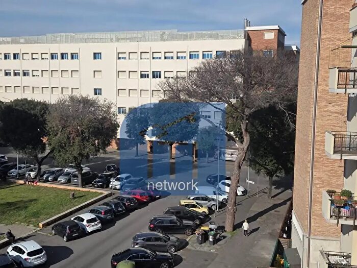 Appartamento bilocale in vendita in Via delle Fiamme Gialle, Roma