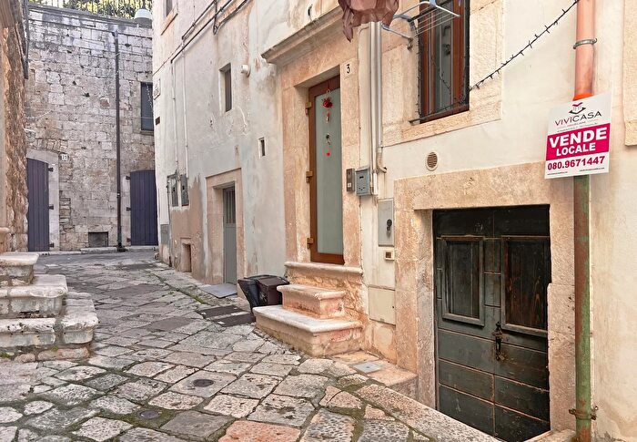 Casa bilocale in vendita in Via Nuova Putignano, Putignano