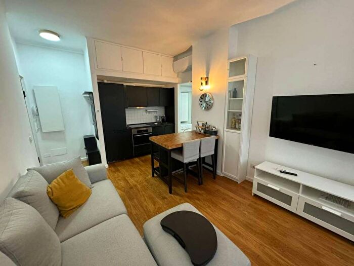 Appartamento bilocale in affitto in viale CONI ZUGNA, Dezza, Milano