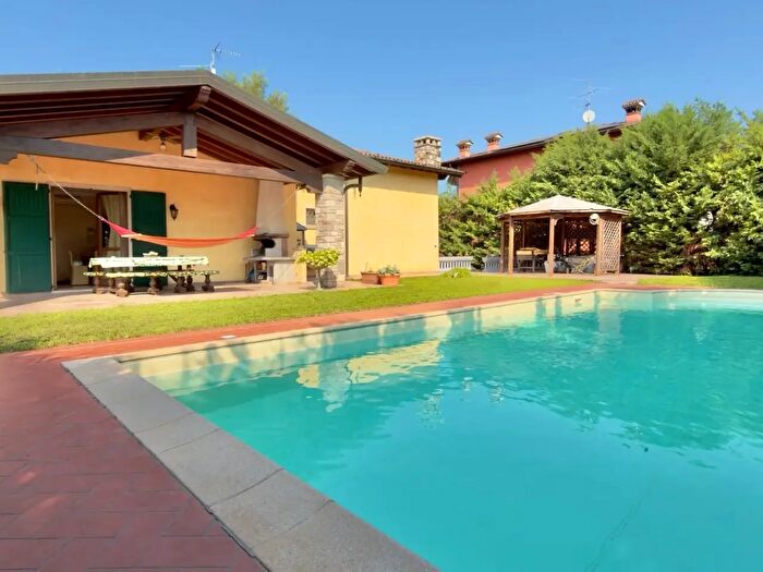 Casa quadrilocale in vendita in Via Gioacchino Rossini, Poncarale