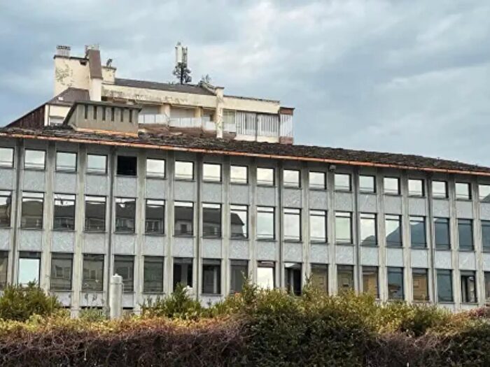 Appartamento trilocale in vendita in Via Carlo Promis, Aosta