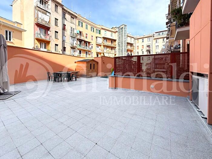 Appartamento trilocale in vendita in Via Ettore Rolli, Roma