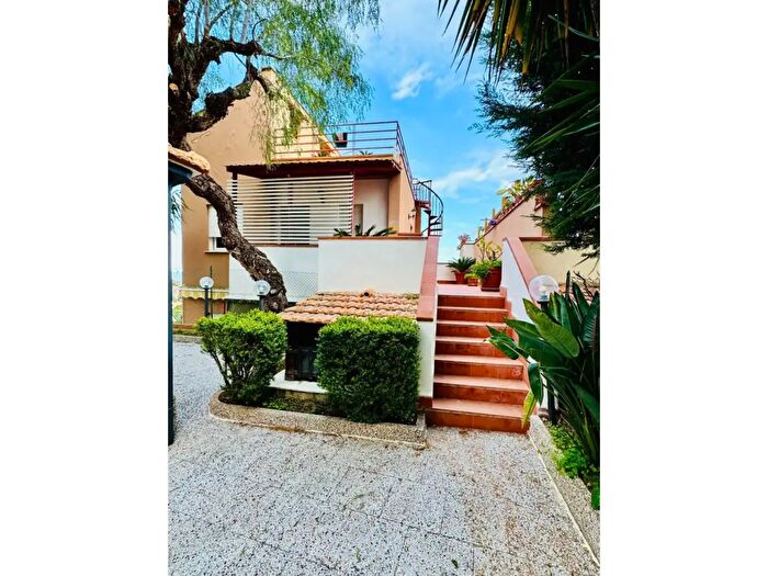 Casa trilocale in affitto in Via Piano Sperone, Altavilla Milicia