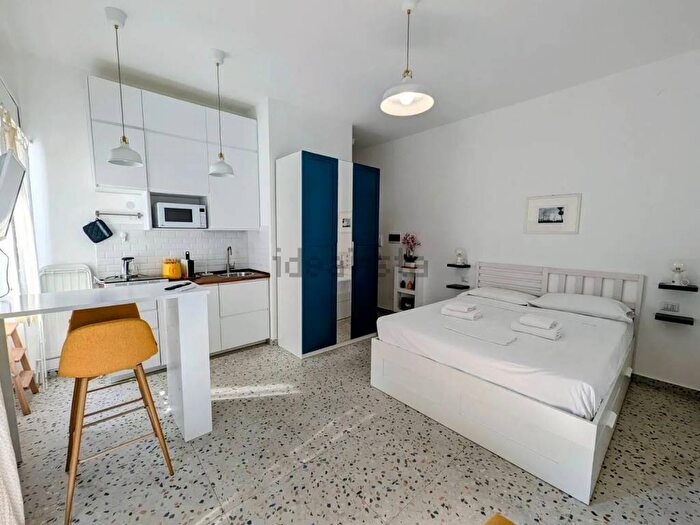 Appartamento monolocale in affitto in Via Marco D'Agrate, Corvetto, Milano