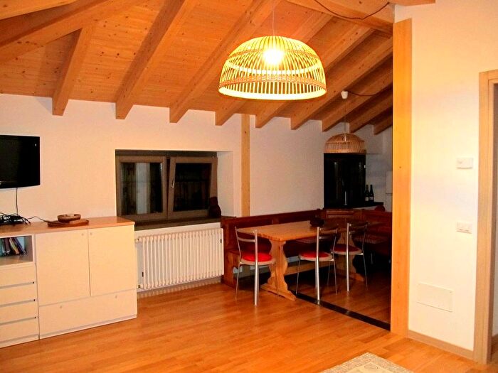 Appartamento con 5 locali in vendita in Torre Di Santa Maria