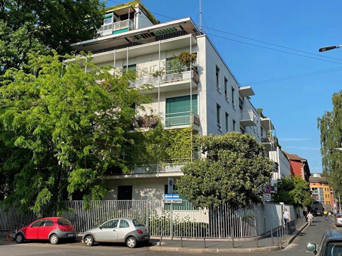 Appartamento bilocale in affitto in Via Lanzone, Sant'Ambrogio, Milano