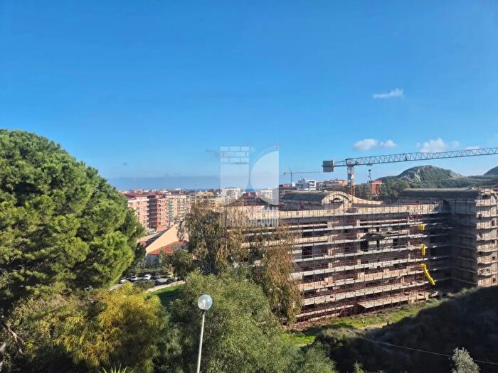 Appartamento con 5 locali in vendita in Via Parco Carrara, Crotone