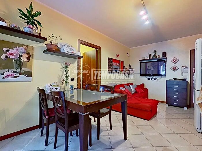 Appartamento bilocale in vendita in Via SantAgnese, Lissone