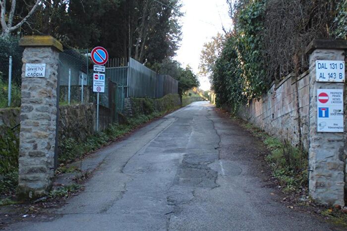 Casa con 6 locali in vendita in Firenze