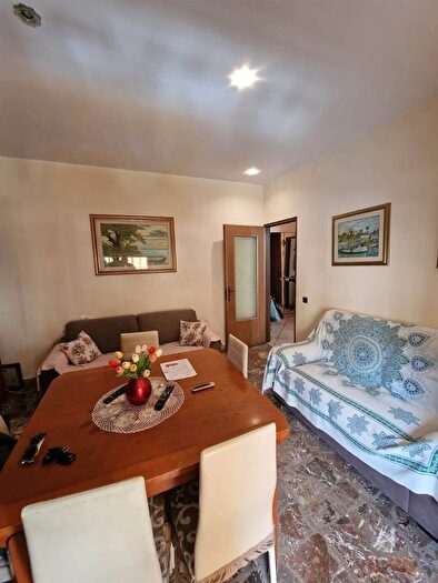 Appartamento bilocale in vendita in Via Pistoia Messina, Messina