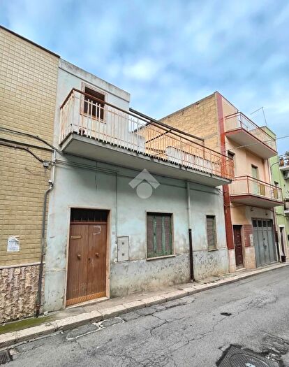 Casa trilocale in vendita in Via Carso, Canosa Di Puglia