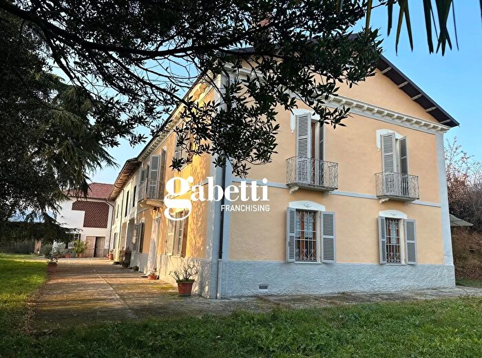 Casa con 5 locali in vendita in Via Case Sparse, Castelletto Merli