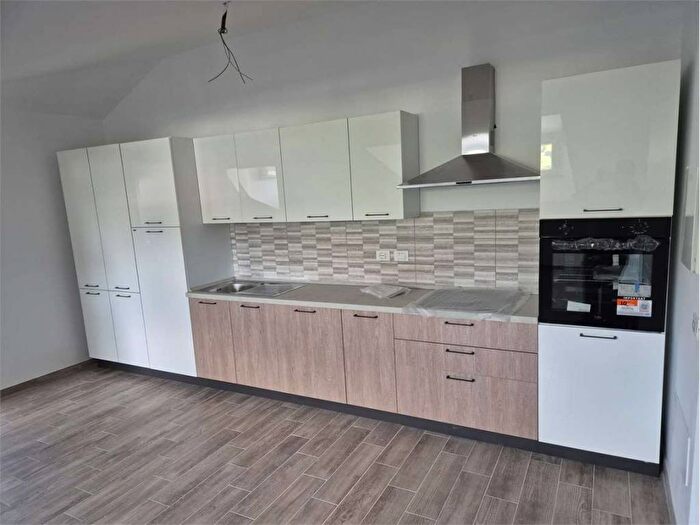 Casa trilocale in affitto in Via gimigliano, Gagliano, Catanzaro