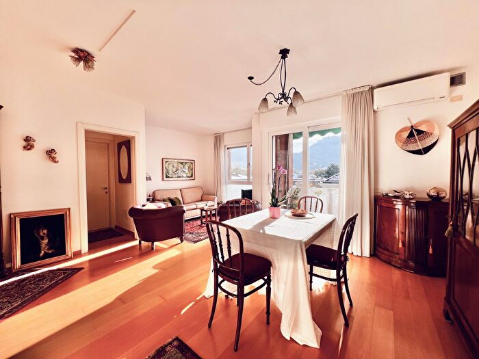 Appartamento bilocale in vendita in Via delle Ghiaie, Trento