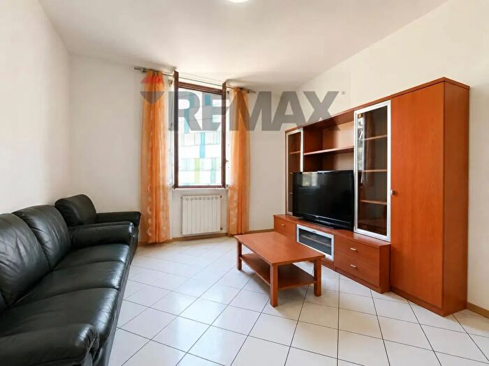 Appartamento trilocale in vendita in Milano