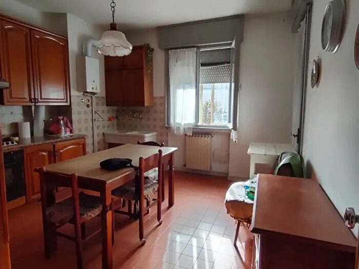 Appartamento con 6 locali in vendita in Adria Viale Risorgimento, Adria