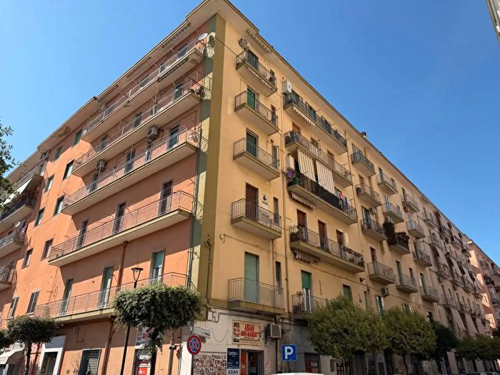 Appartamento quadrilocale in vendita in Via Italia, Battipaglia