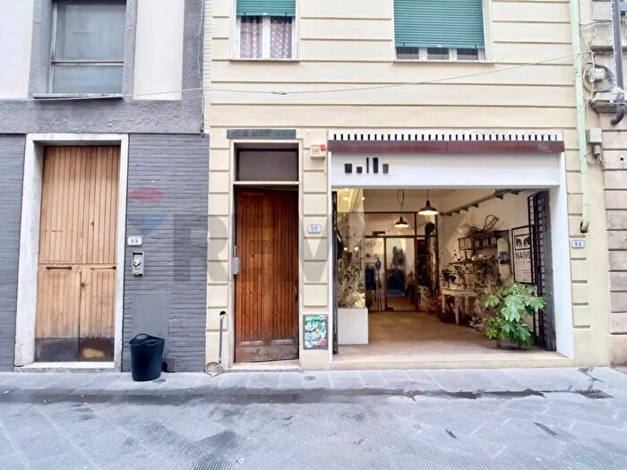 Appartamento quadrilocale in vendita in Via Ridolfi, Empoli