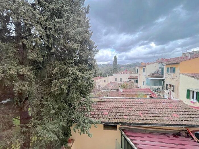 Appartamento bilocale in affitto in Via di Montughi Firenze, Firenze