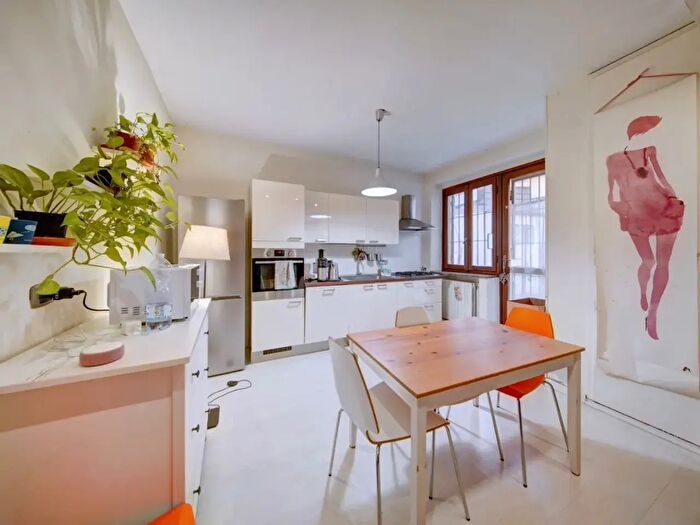 Casa quadrilocale in vendita in Via Monginevro, Torino