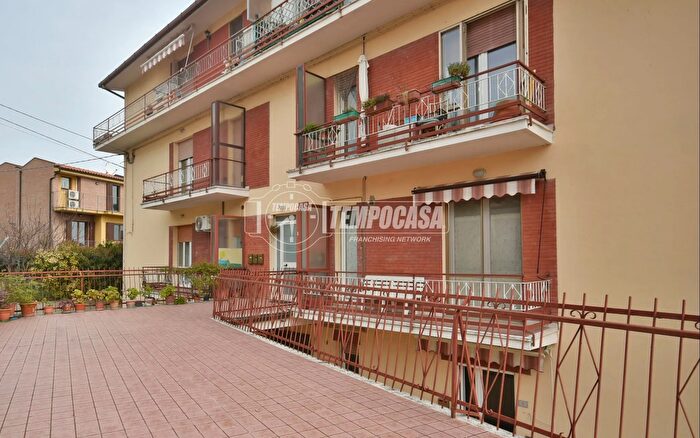 Appartamento con 5 locali in vendita in Via Amerigo Vespucci, Osimo