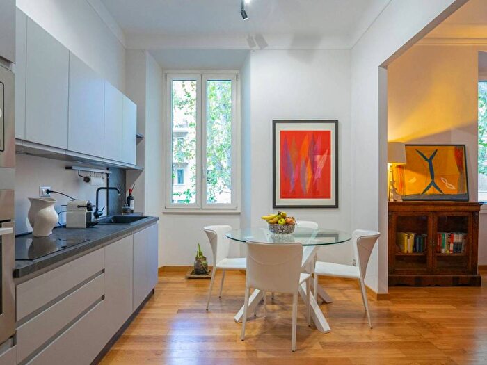 Appartamento quadrilocale in affitto in Piazza Santiago del Cile, Parioli, Roma