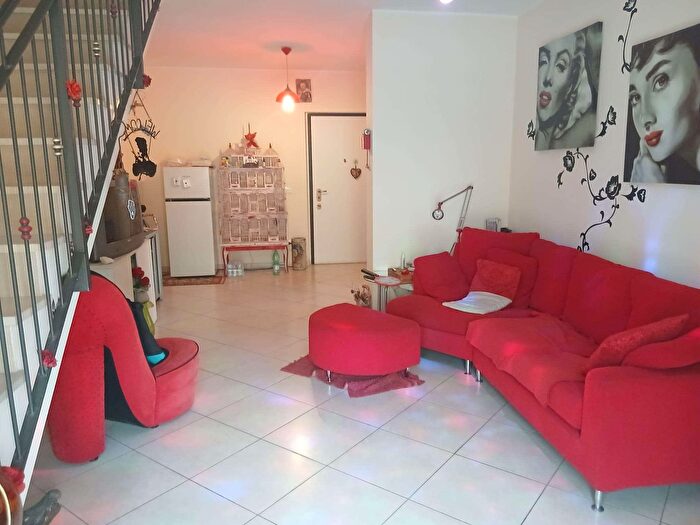 Casa con 6 locali in vendita in Montesilvano