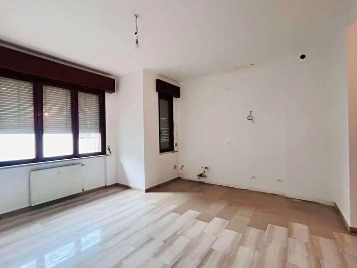 Appartamento trilocale in vendita in Piacenza