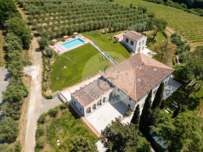 Appartamento quadrilocale in affitto in Via della Fornace, Lastra a Signa