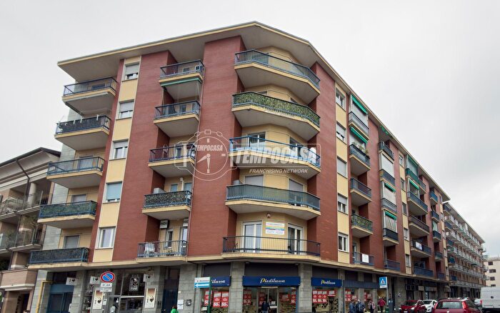 Appartamento trilocale in vendita in Via Vittorio Alfieri, Orbassano