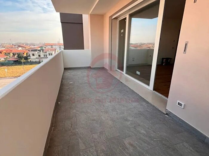 Appartamento quadrilocale in vendita in Via Roma, Vigodarzere