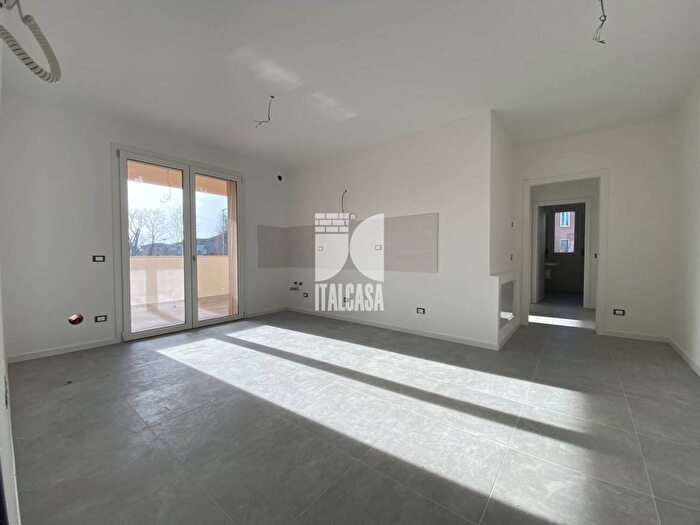 Appartamento trilocale in affitto in Cittadella Colle Aperto, Mantova