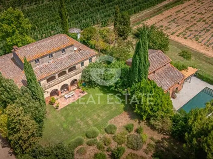 Casa con 6 locali in vendita in Piazza della Chiesa, Civitella In Val Di Chiana