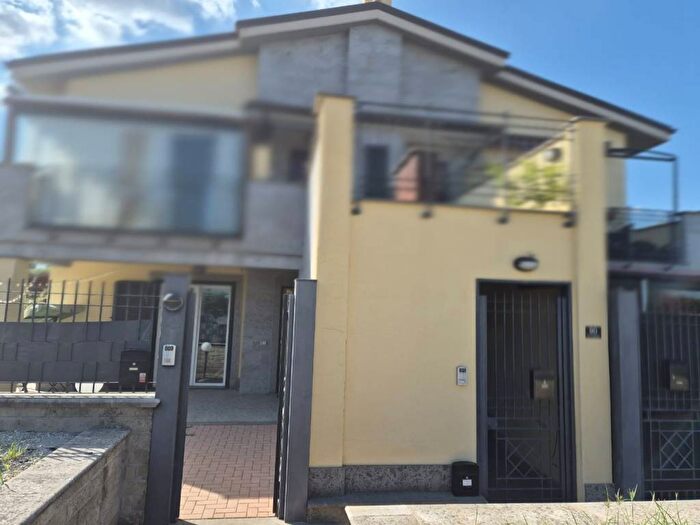 Appartamento bilocale in affitto in Via Salvo D'Acquisto, Frattocchie, Marino