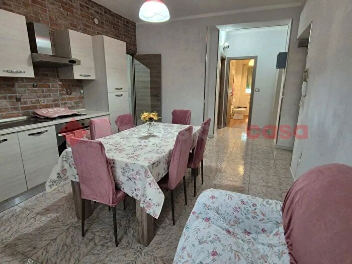 Appartamento trilocale in vendita in Via Emilia, Brindisi